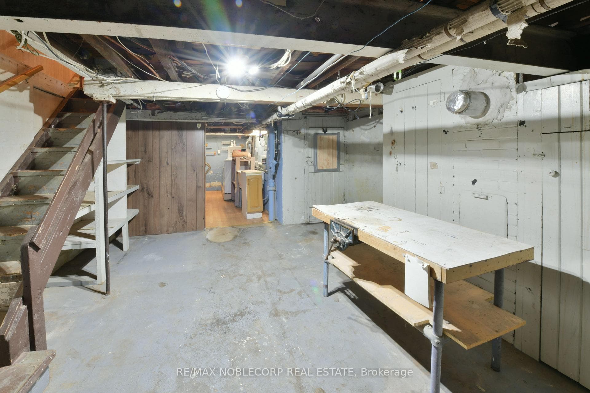 21 Frankdale Avenue photo 32
