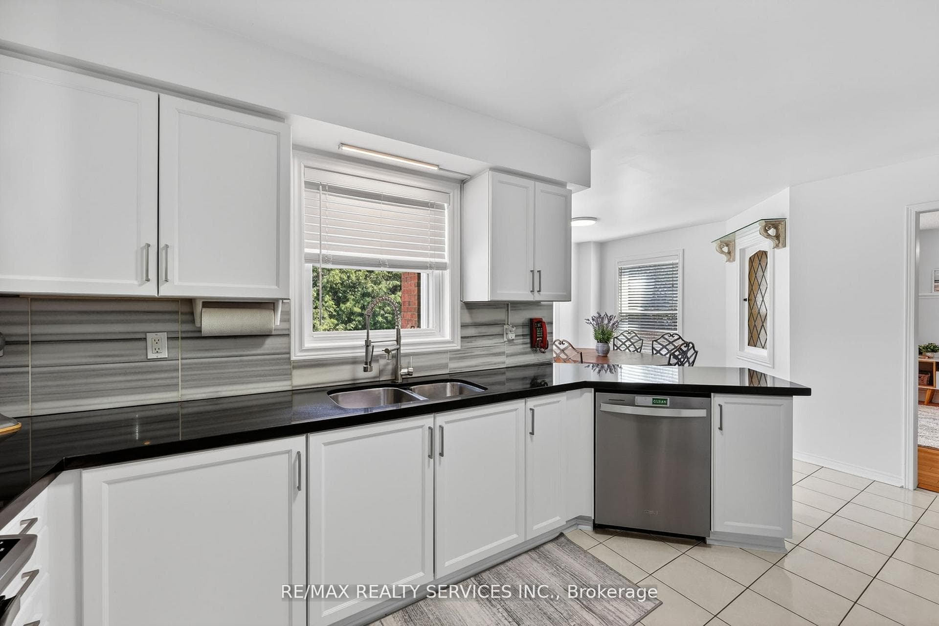 150 Royal Valley Drive photo 10