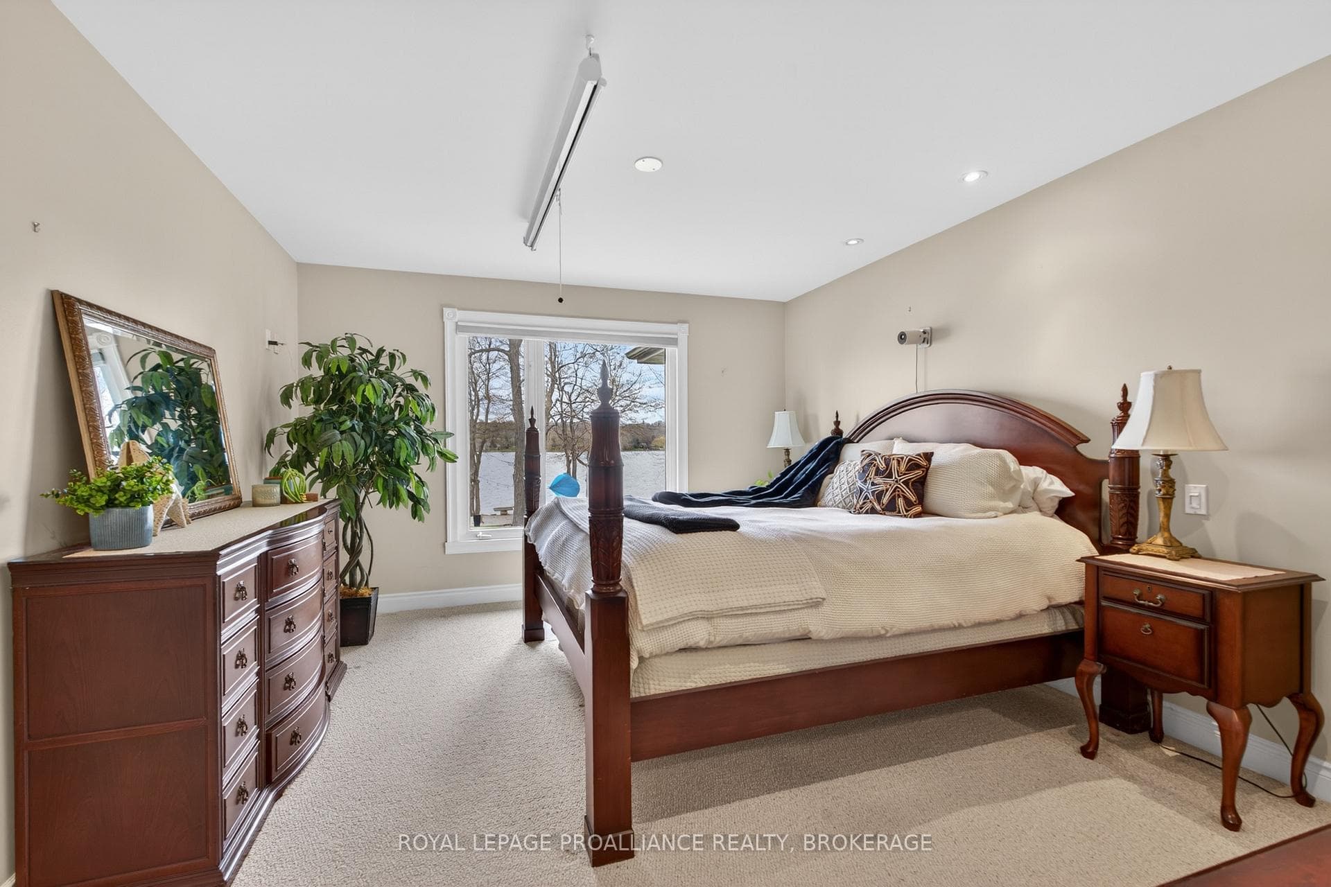 76 Spithead Road photo 16