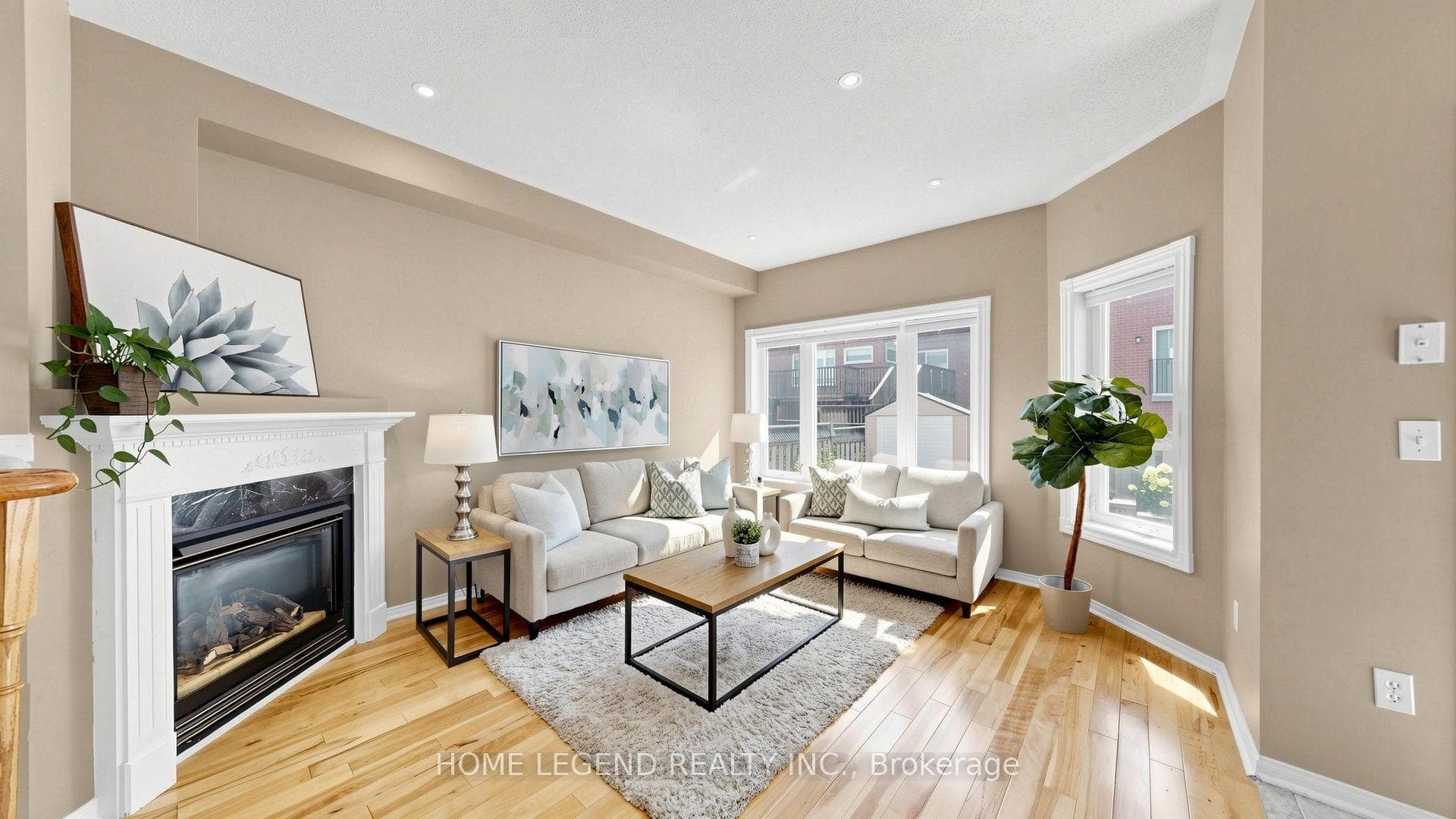 14 Mccaul Street photo 9