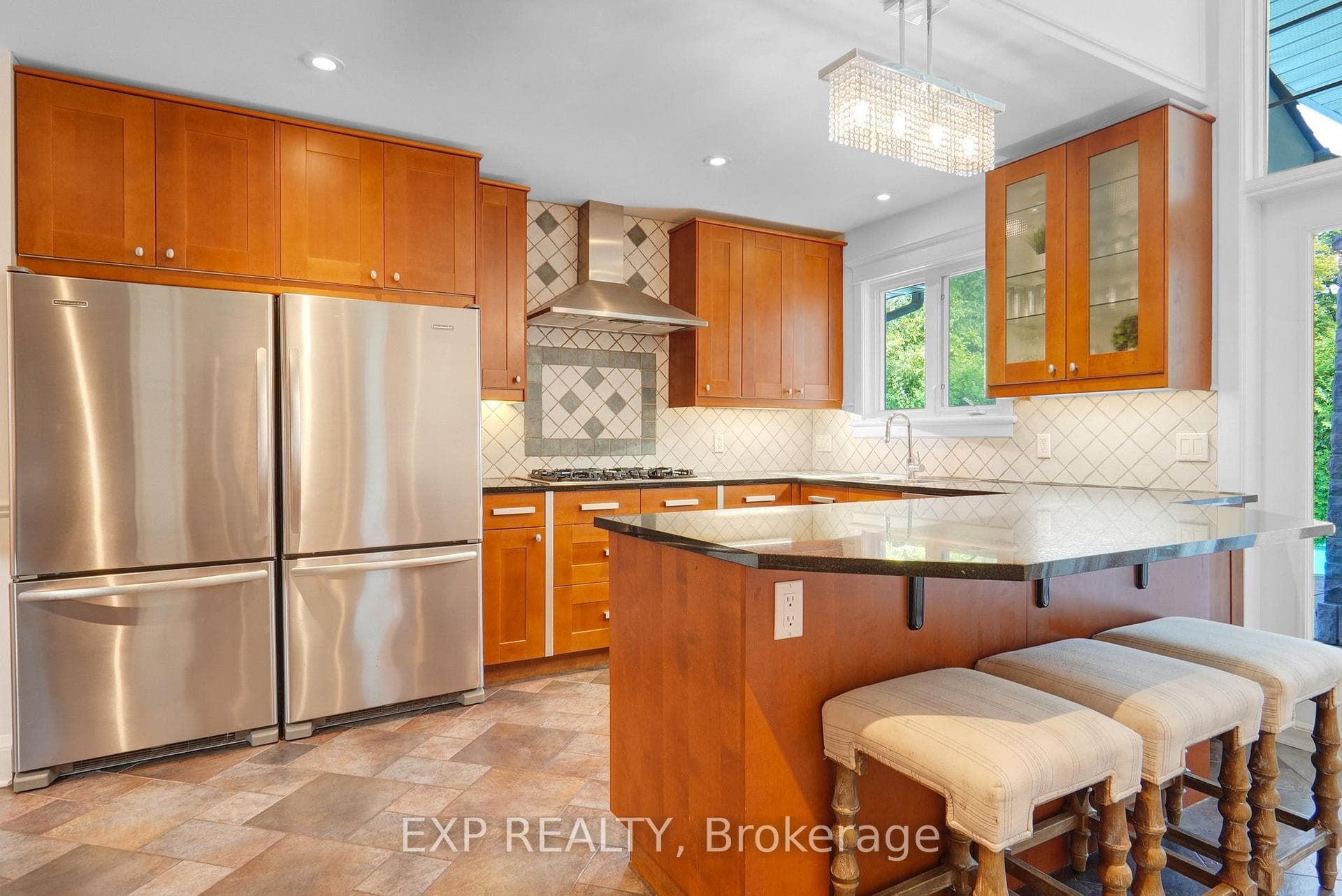 72 DELONG Drive photo 5