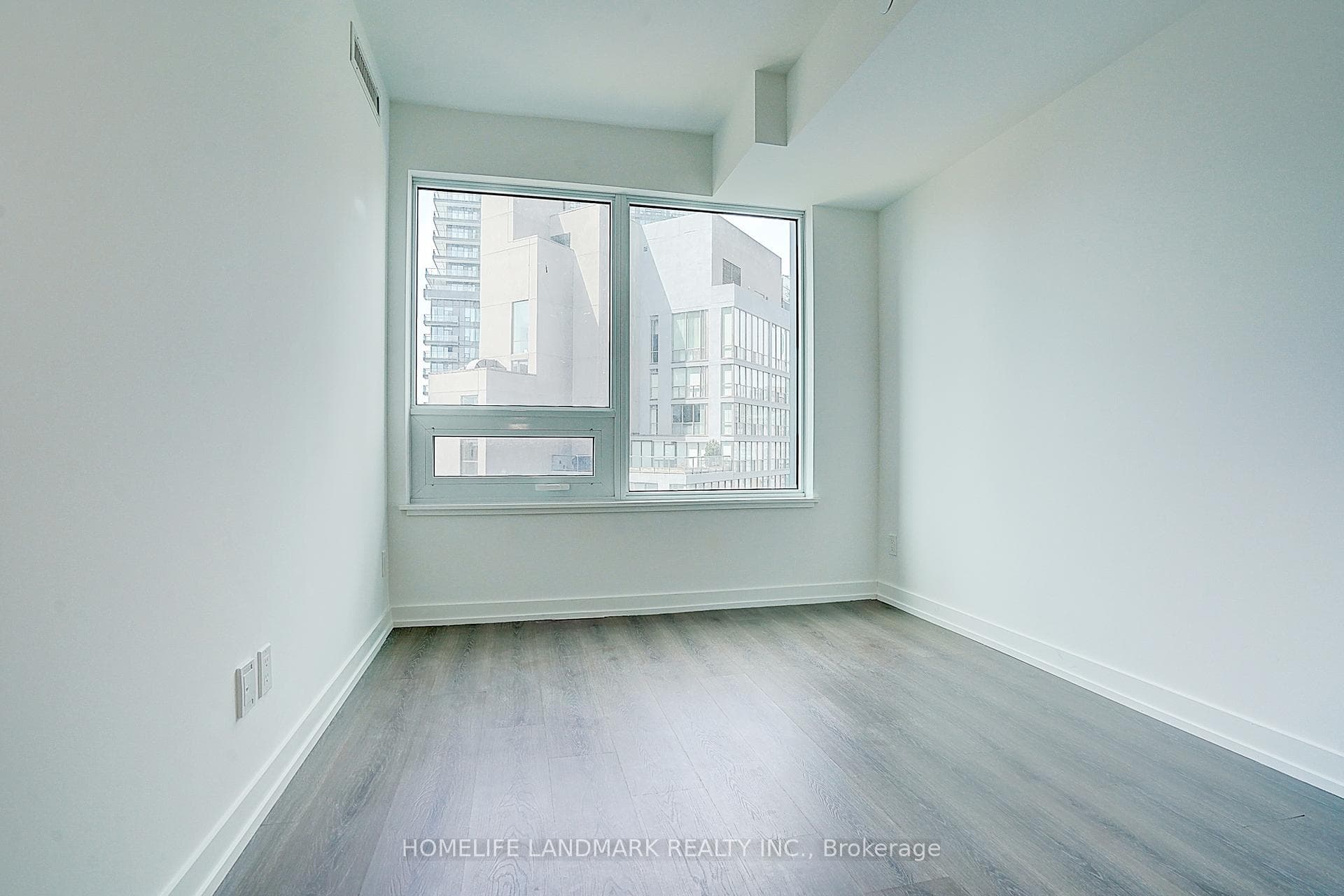 8 Wellesley Street Unit 2701 photo 17