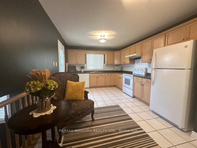 7921 Spring Blossom Drive photo 15