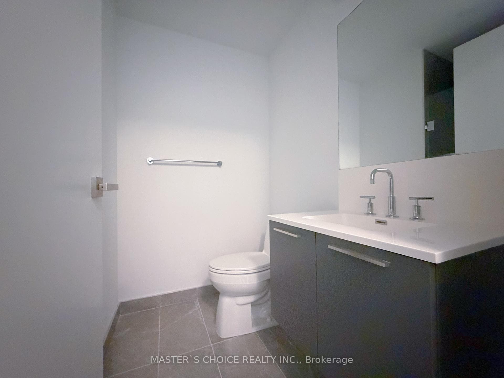 3 Gloucester Street Unit 3010 photo 8
