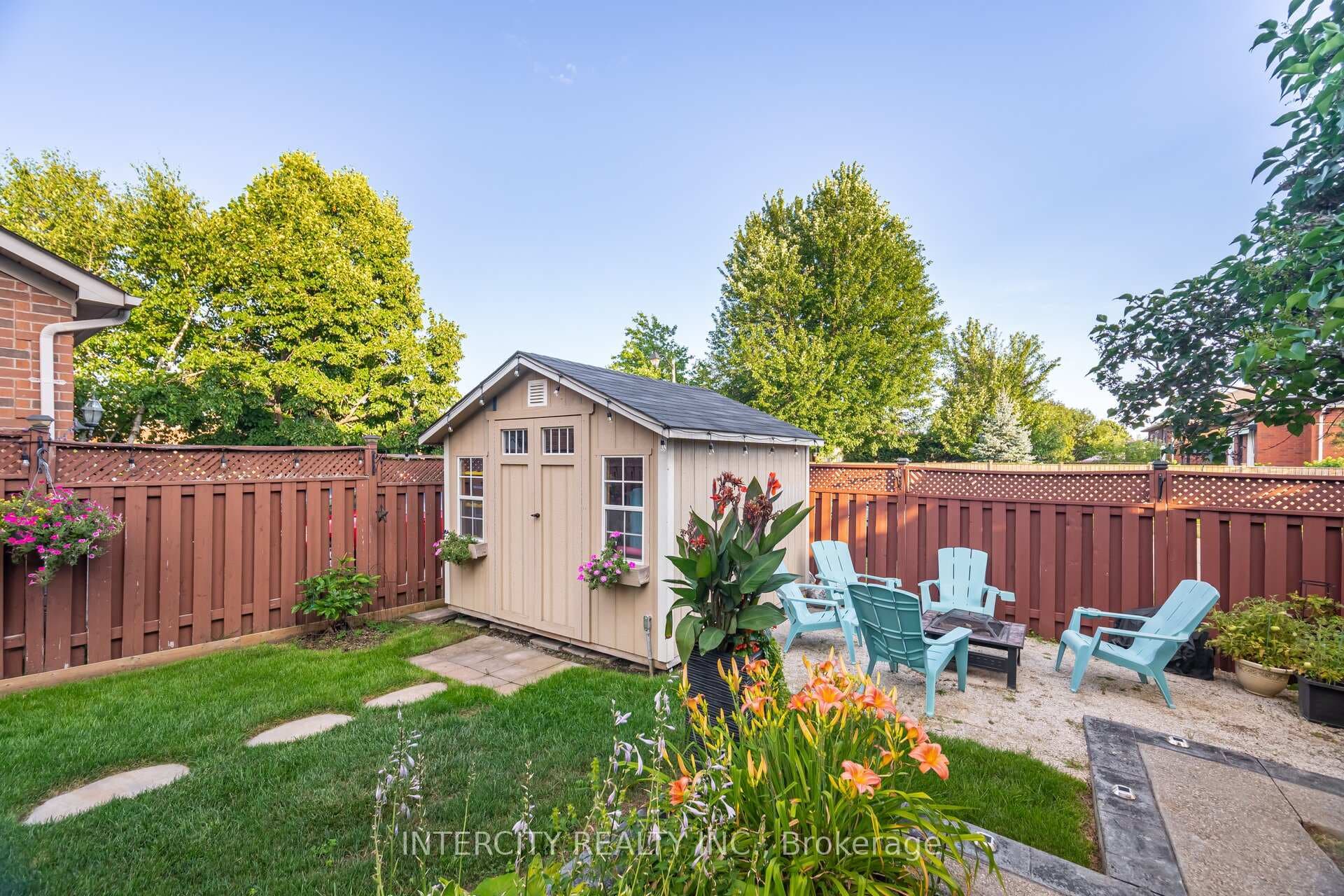 19 Aspenwood Trail photo 49