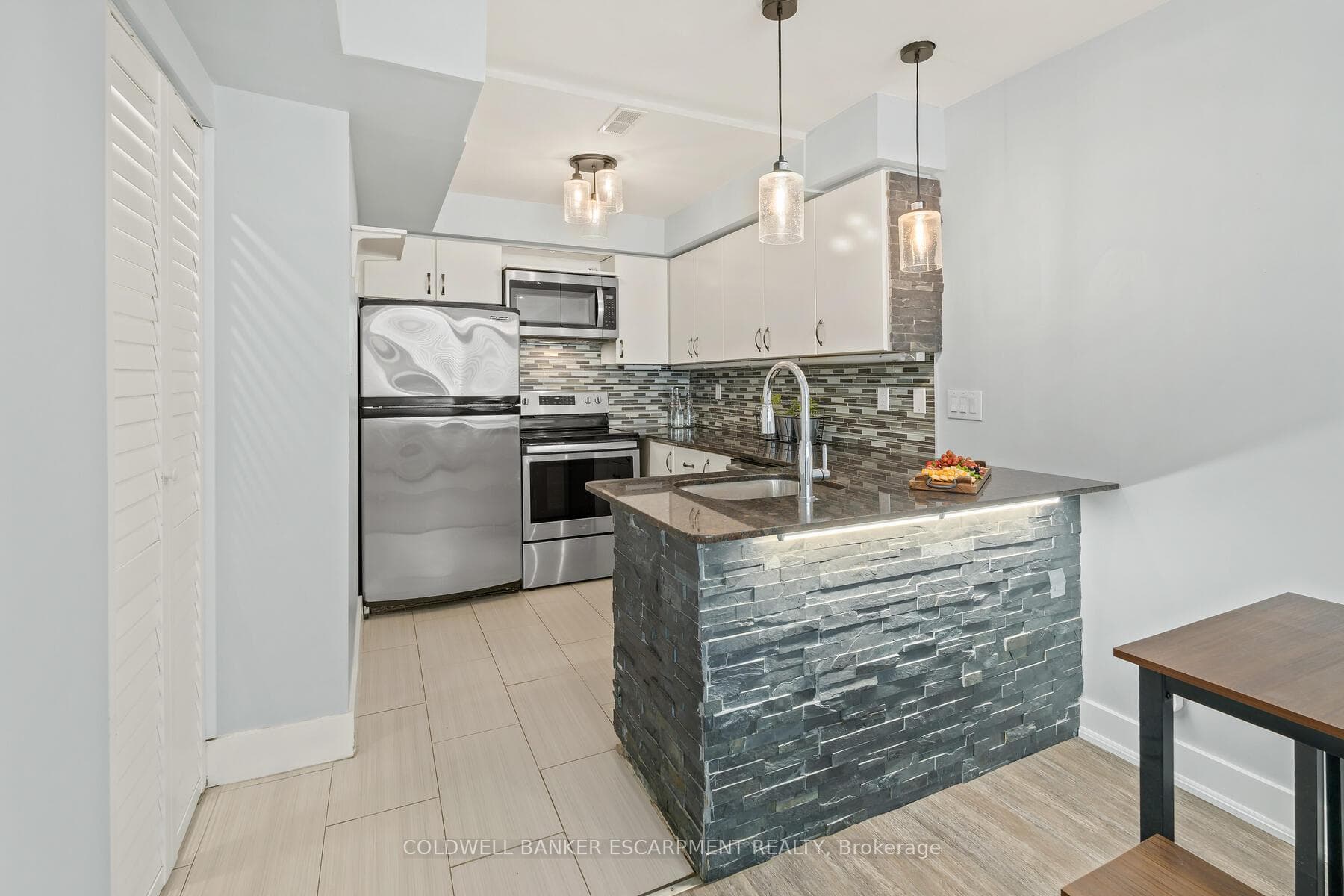 11A WYLIE Circle photo 15