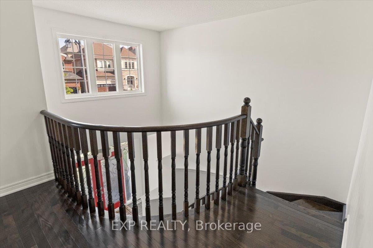 489 Kwapis Boulevard photo 21