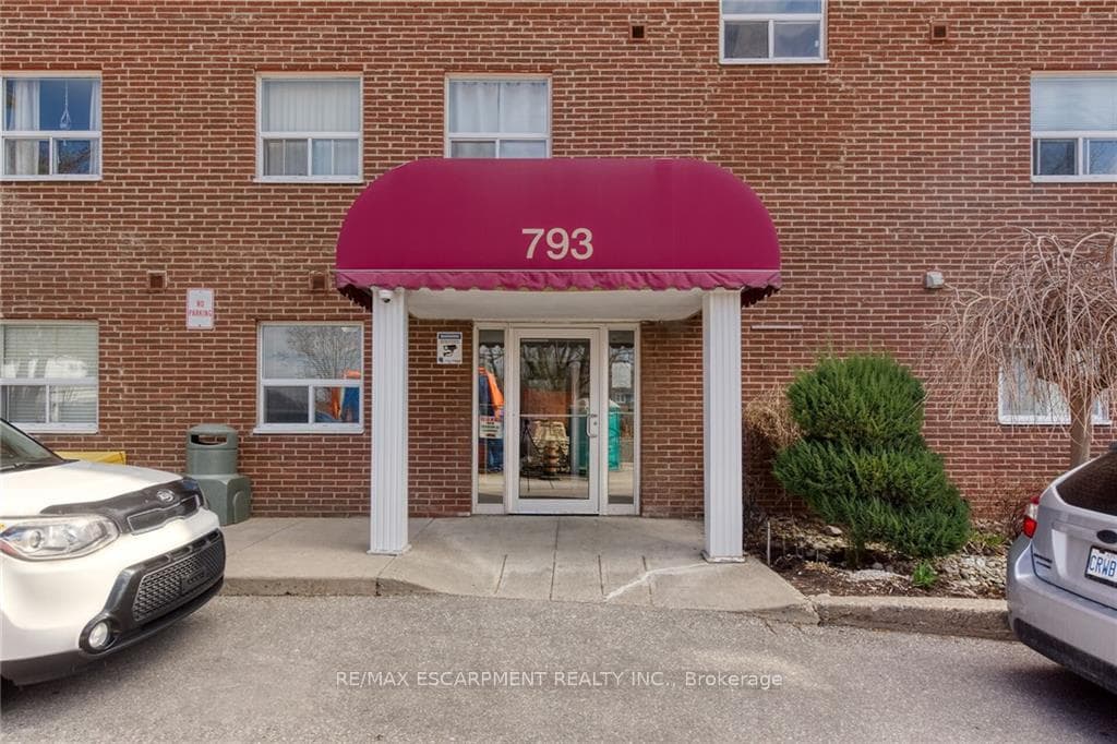 793 Colborne Street Unit 217 photo 21