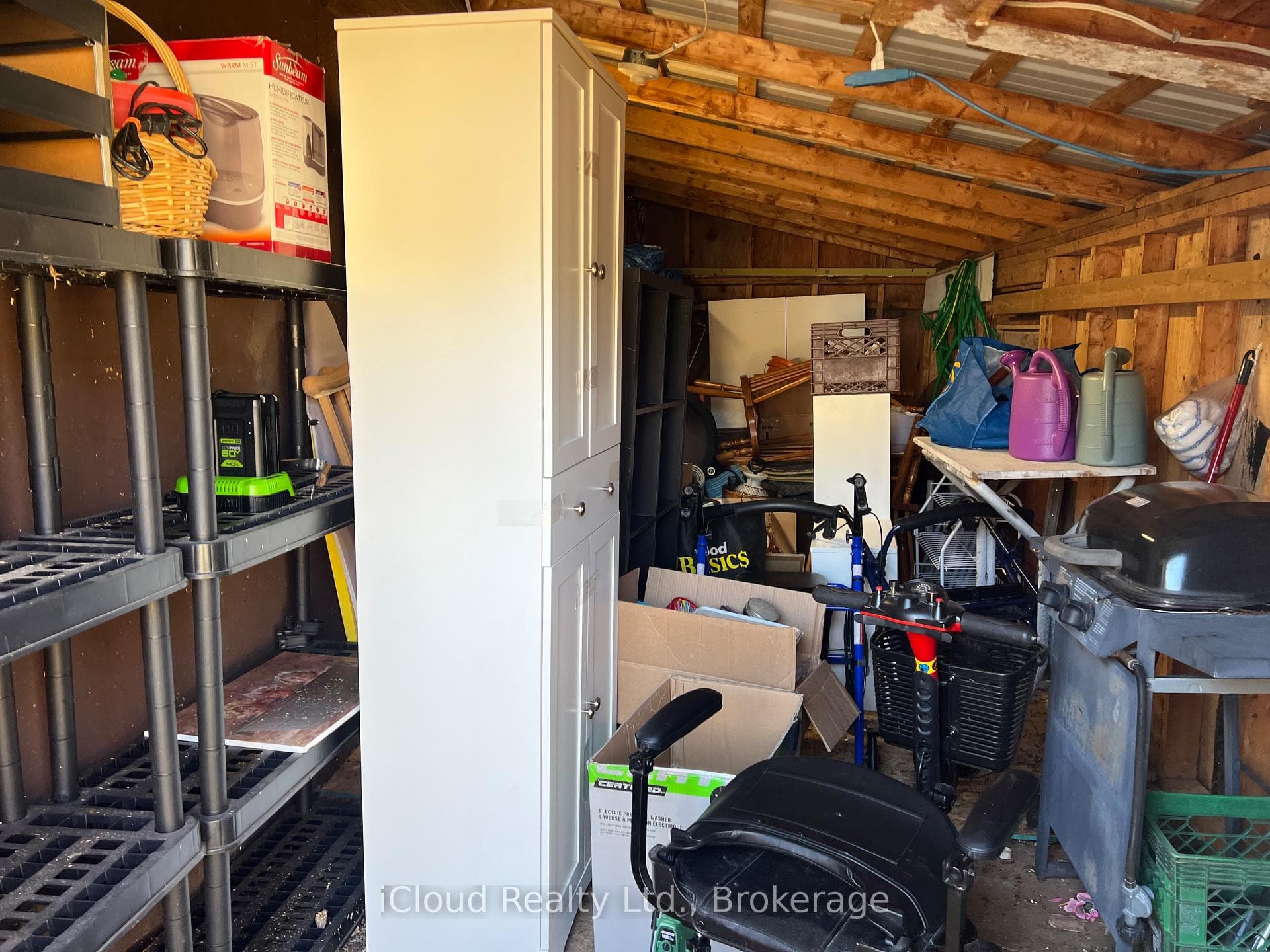122 Sussex Square photo 27