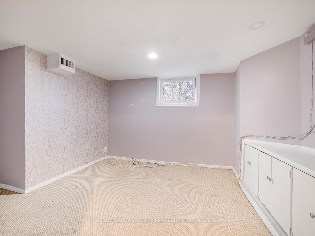 215 Glen Park Avenue photo 15