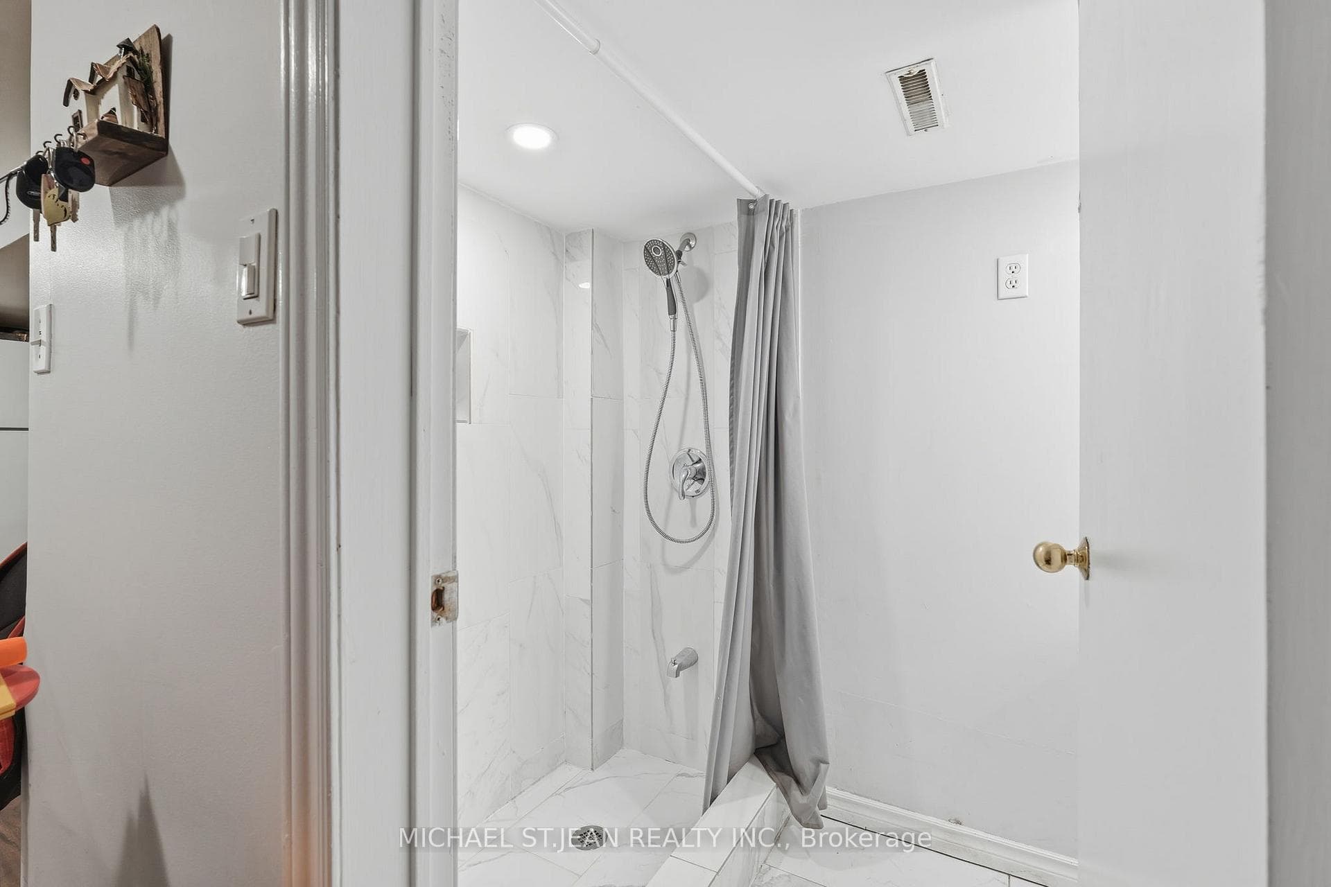 20 Nelligan Place photo 42