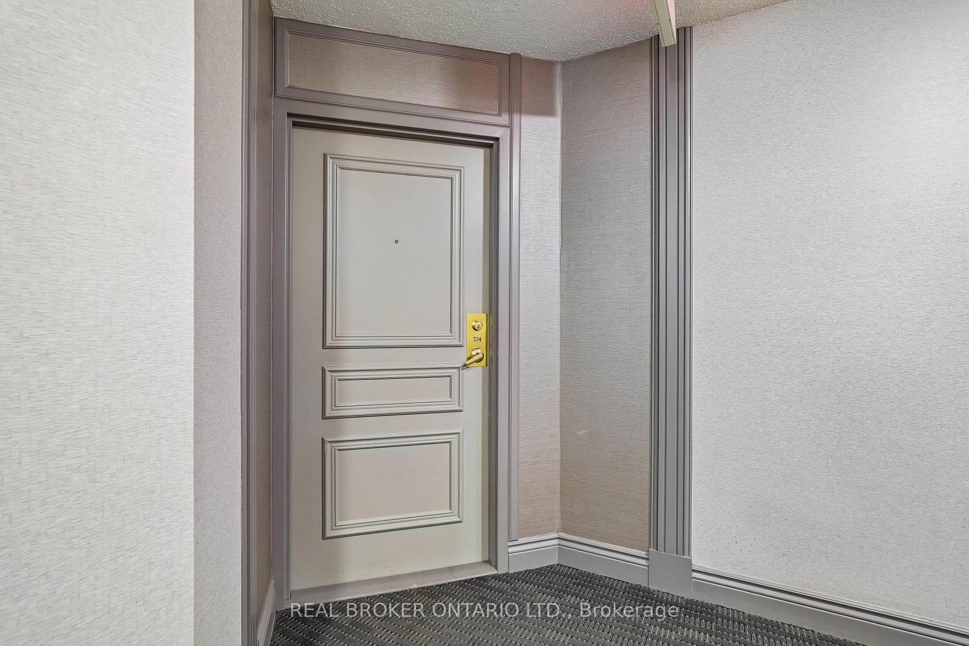 51 Harrison Garden Boulevard Unit 704 photo 6