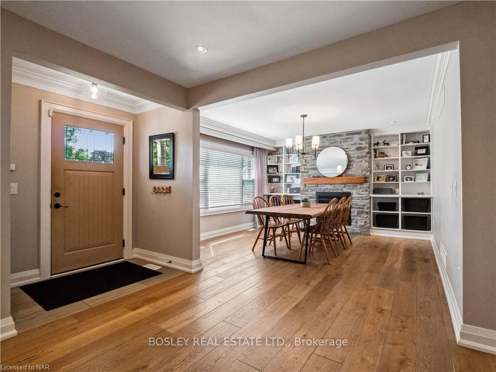 39 Woodbine Avenue photo 4