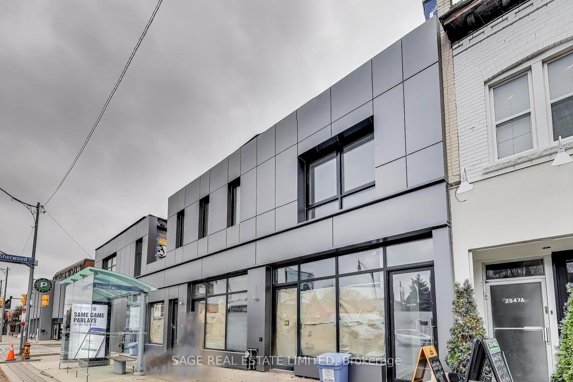 2551 Yonge Street Unit Upper photo 2