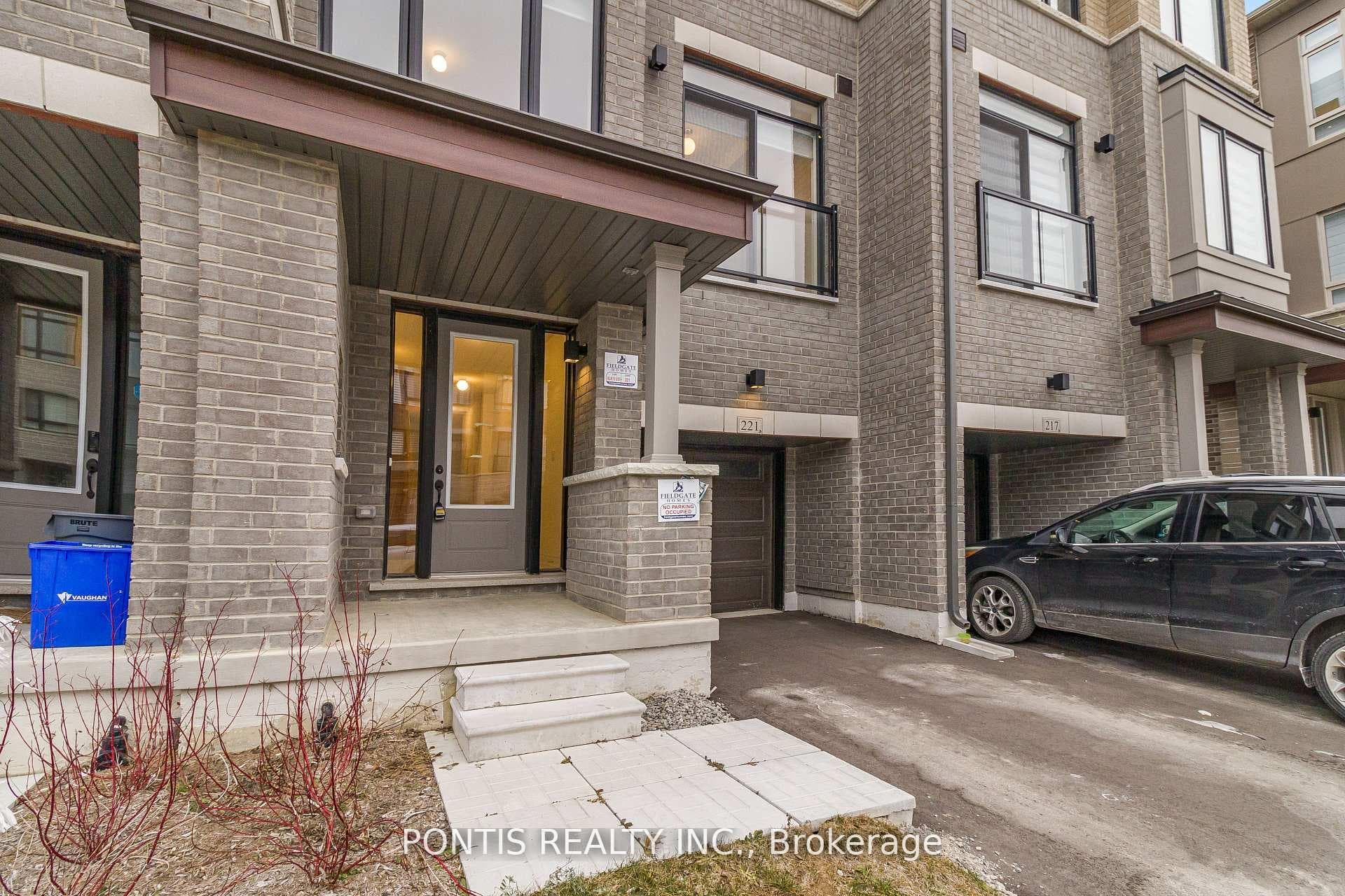 221 Tennant Circle photo 2