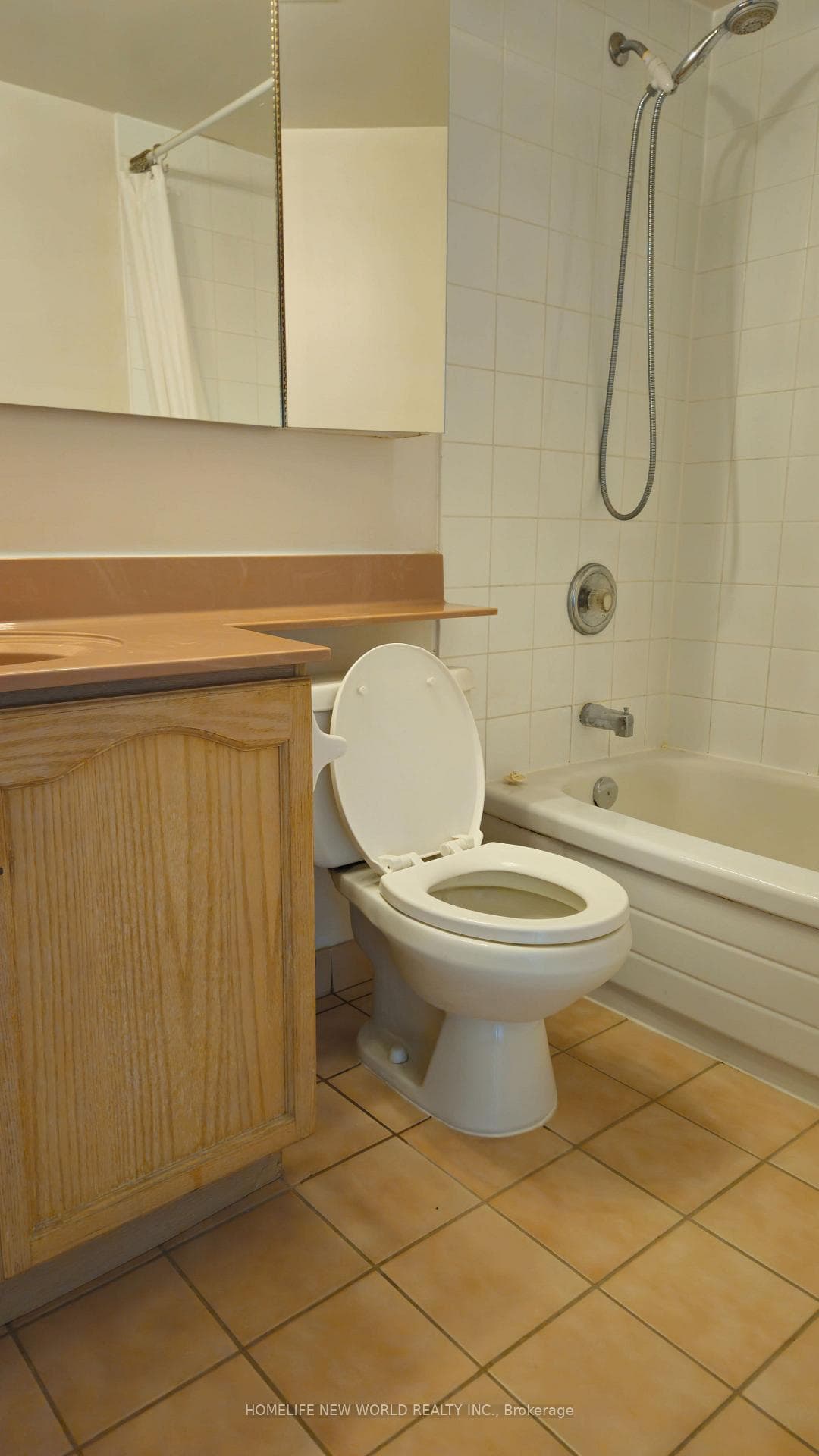28 Pemberton Avenue Unit 1010 photo 5