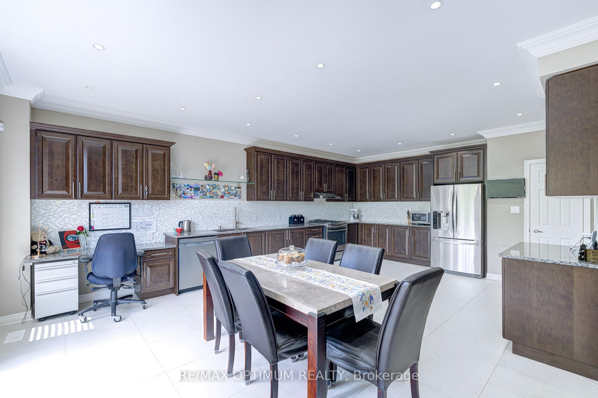 14 Waterwide Crescent photo 18