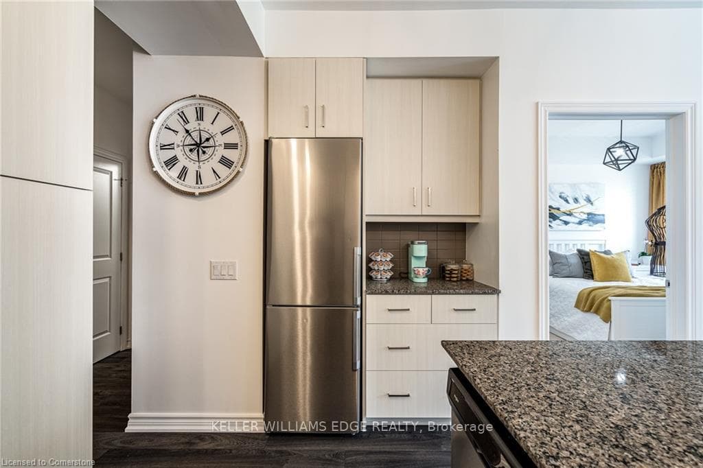 40 Esplanade Lane Unit 202 photo 11