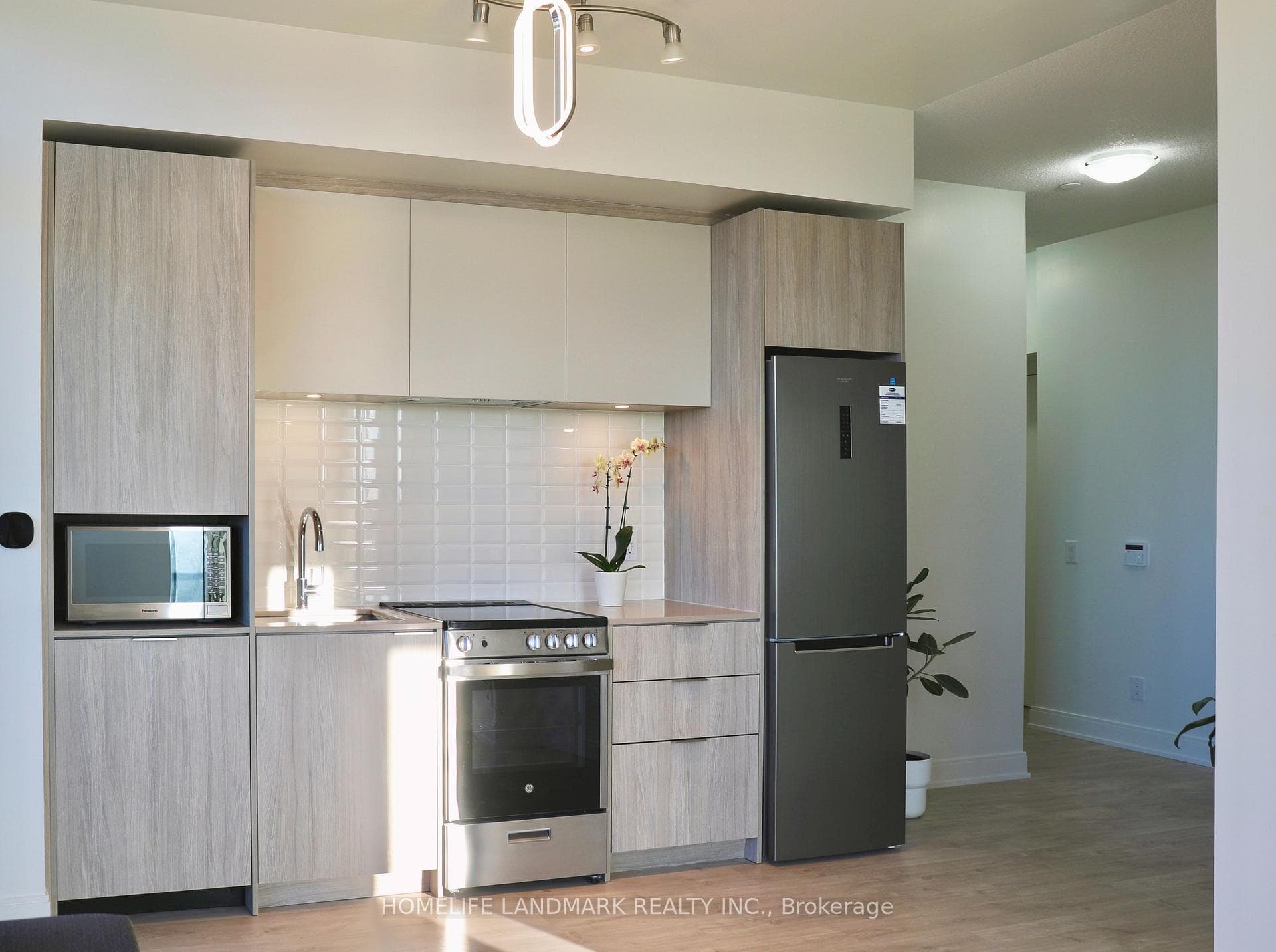 70 Annie Craig Drive Unit 2102 photo 16