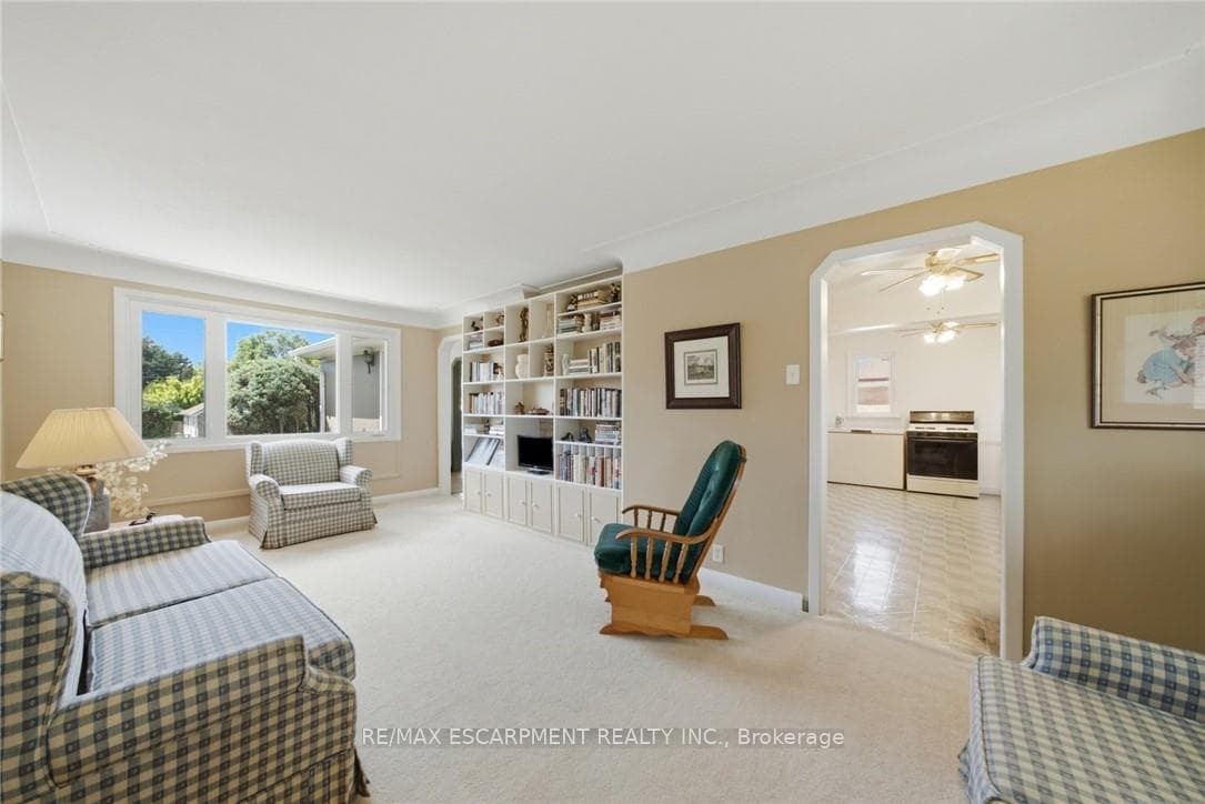 89 Charlotte Street photo 7