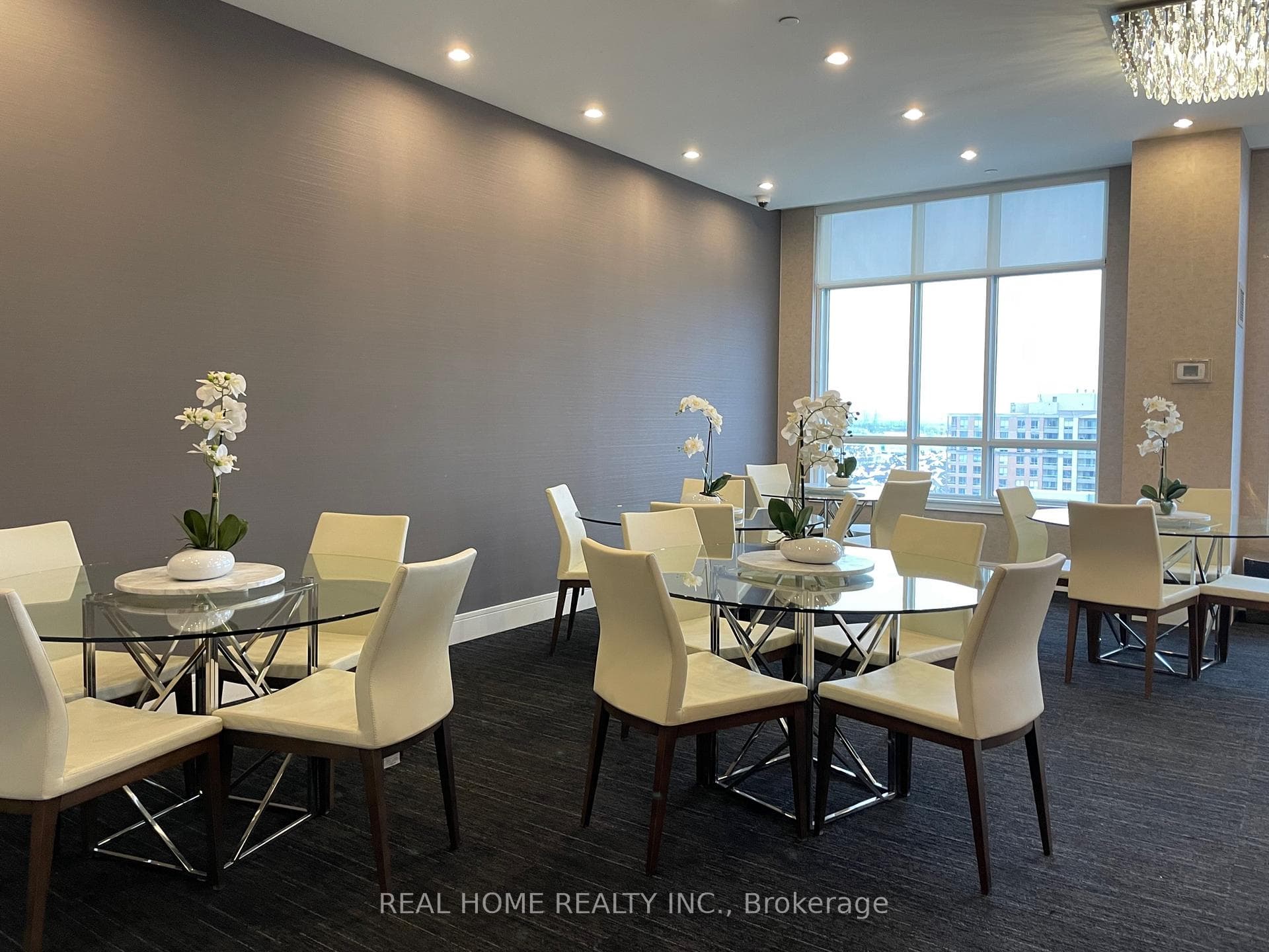 9205 Yonge Street Unit 1407 photo 26