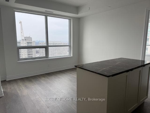 30 Elm Drive Unit 1504 photo 14
