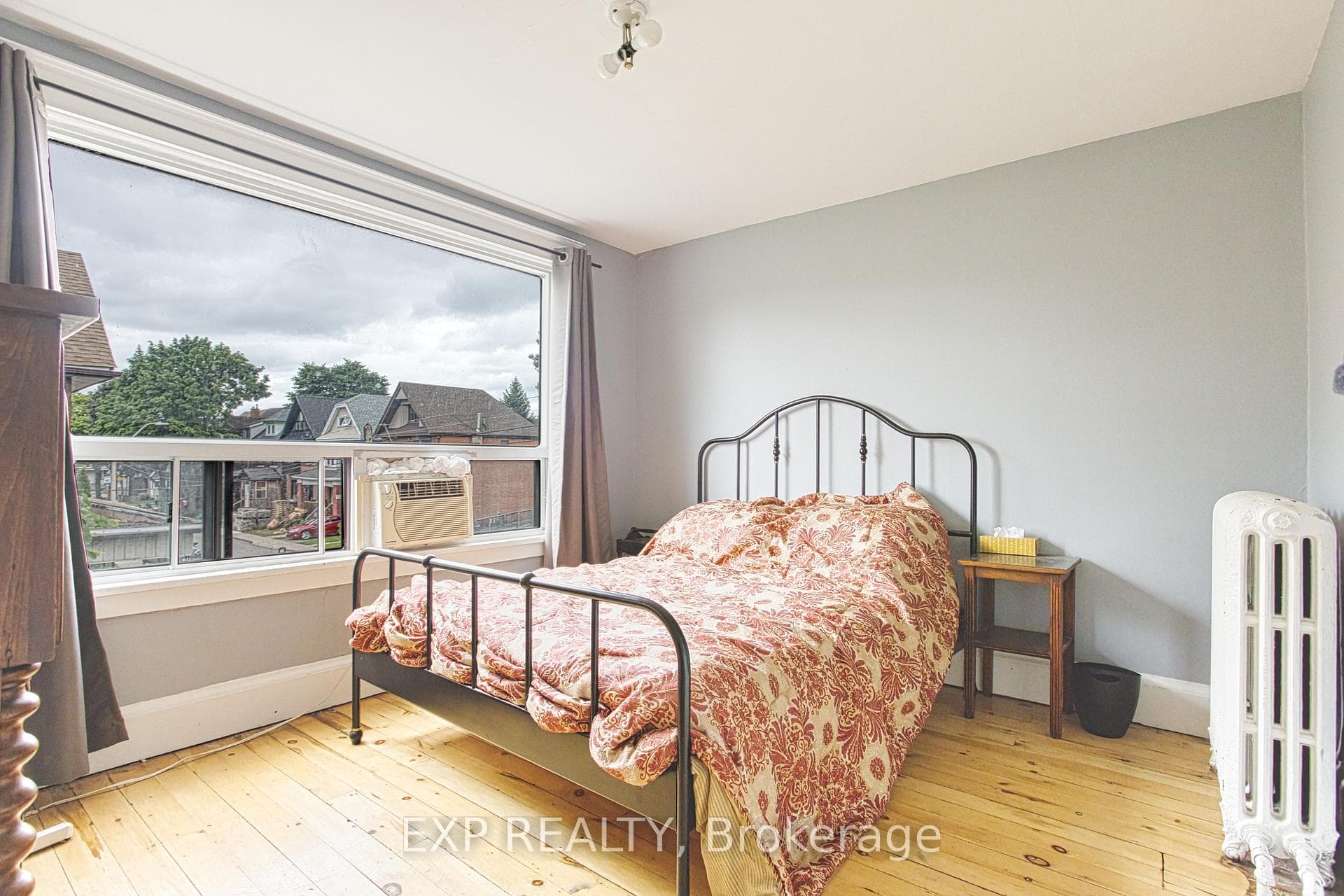 579 Wilson Street photo 15