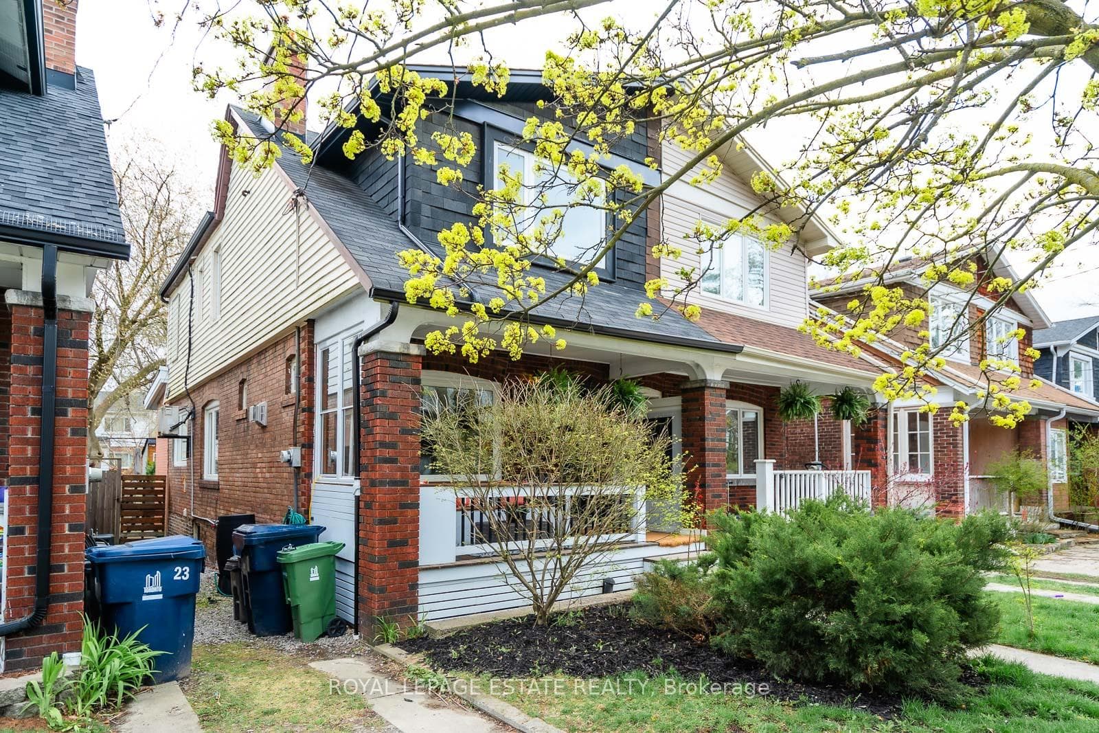 21 Haslett Avenue photo 38