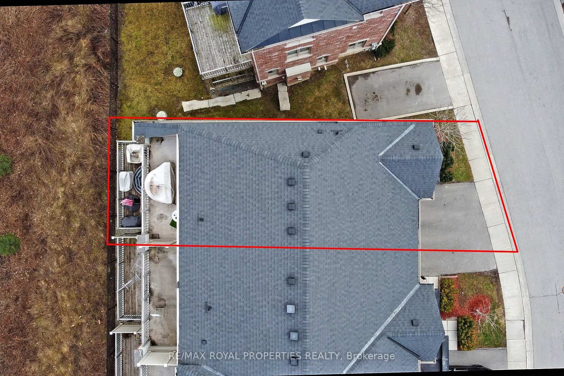 1331 Major Mackenzie Drive Unit 119 photo 37