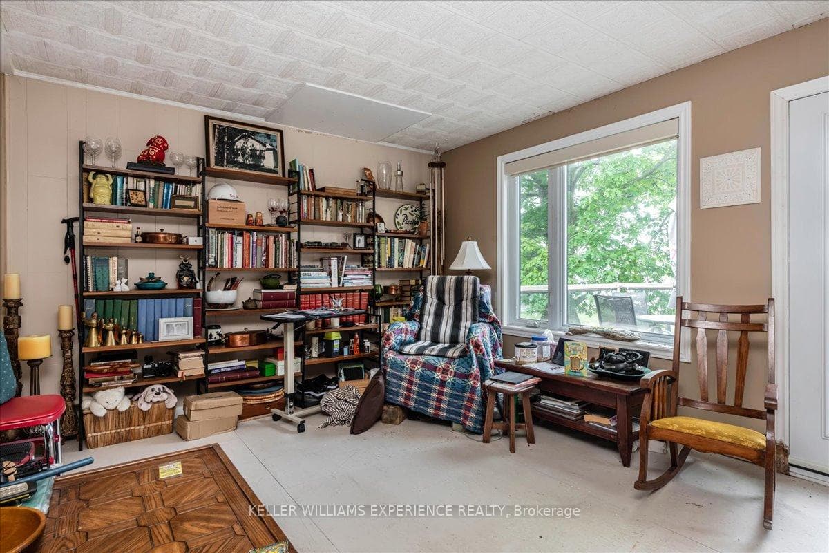 472 Tiny Beaches Road photo 12