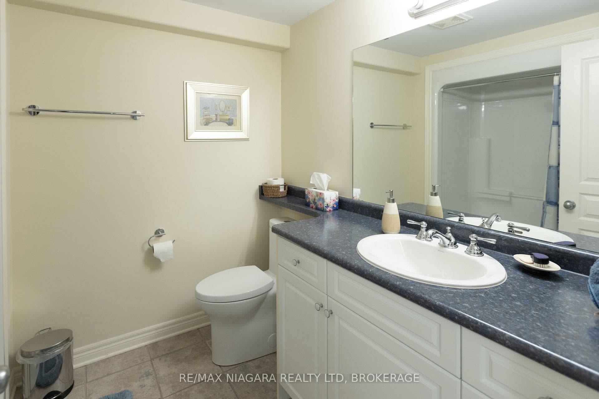 4pc bath lower level