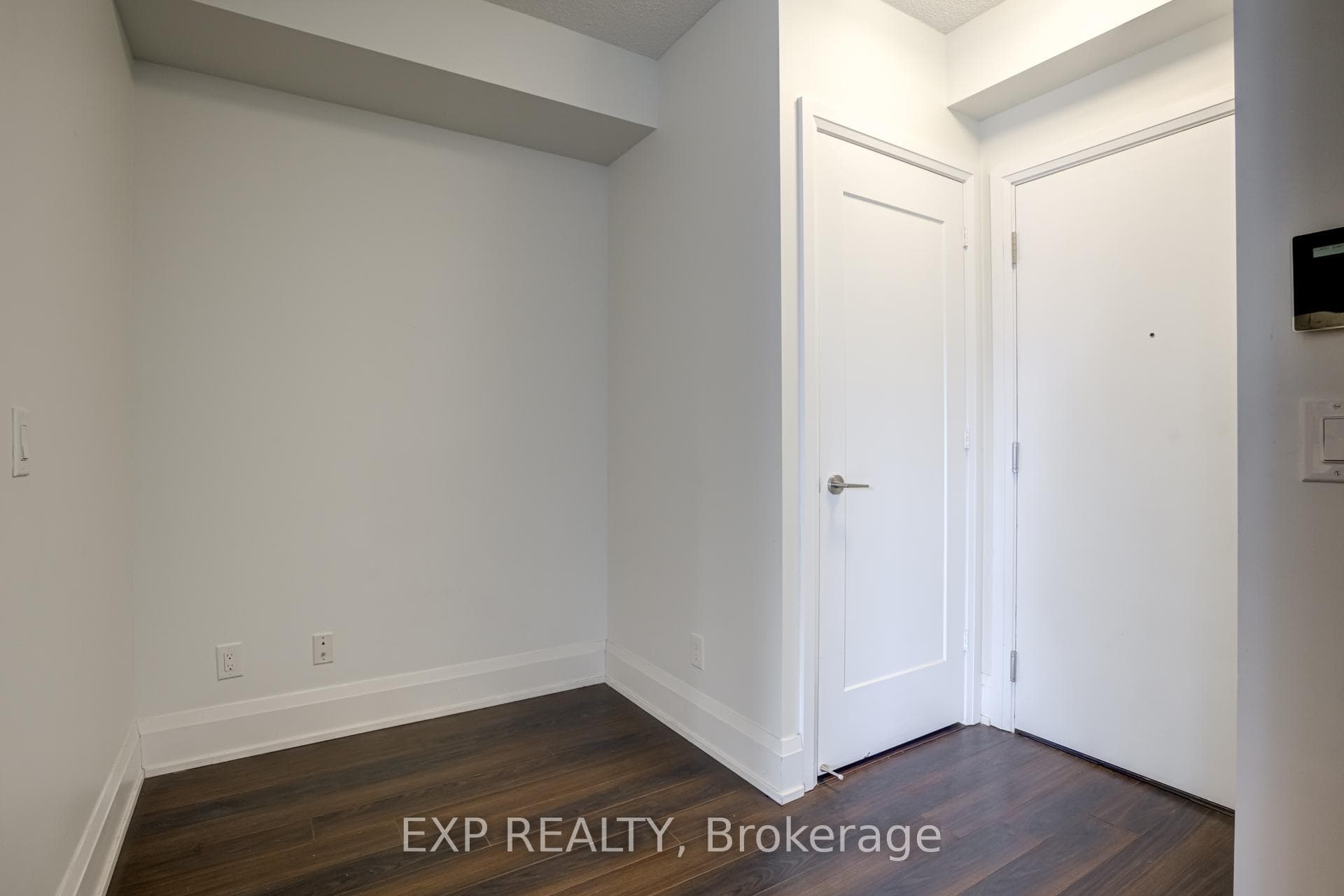 120 Harrison Garden Boulevard Unit 1402 photo 5