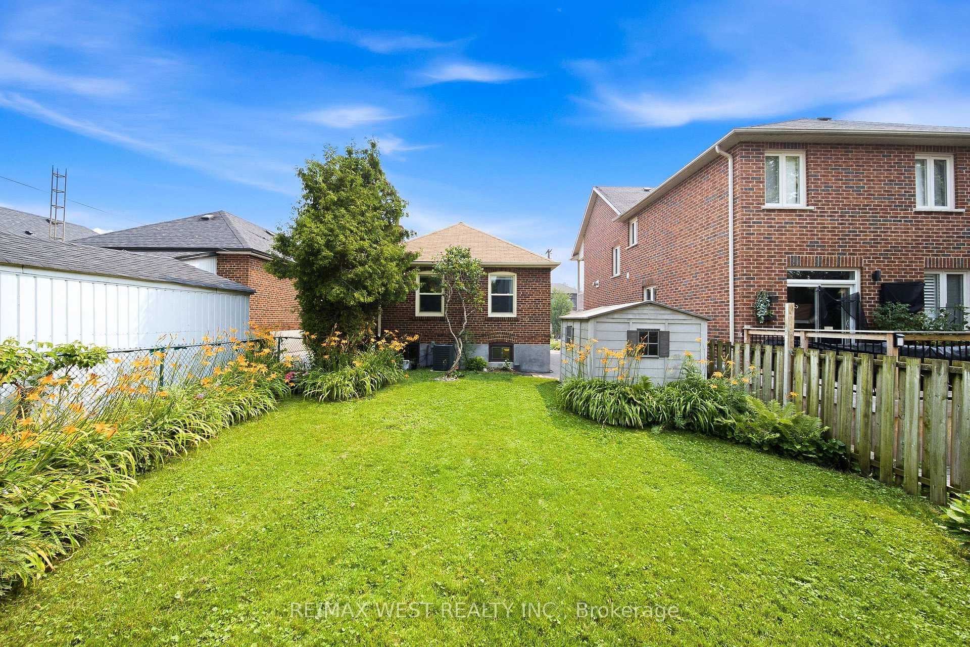 28 Aldgate Avenue photo 14