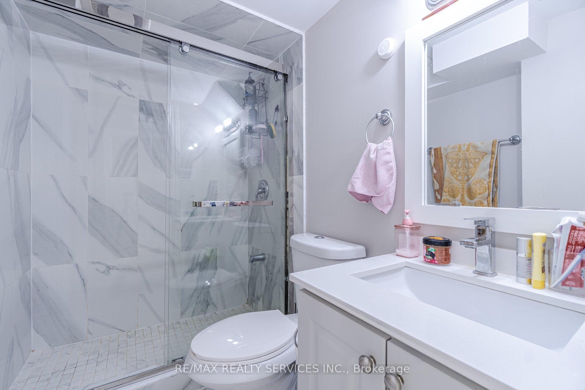 258 Robert Parkinson Drive photo 35