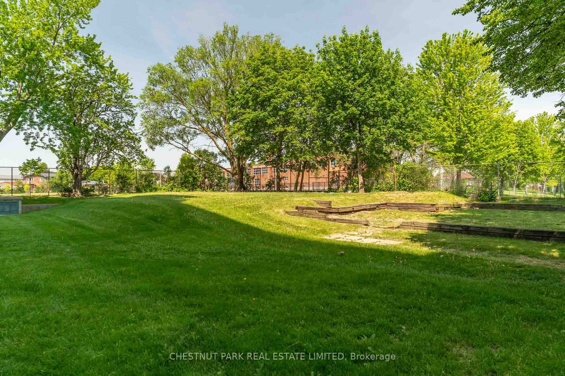3700 Lawrence Avenue Unit 409 photo 43