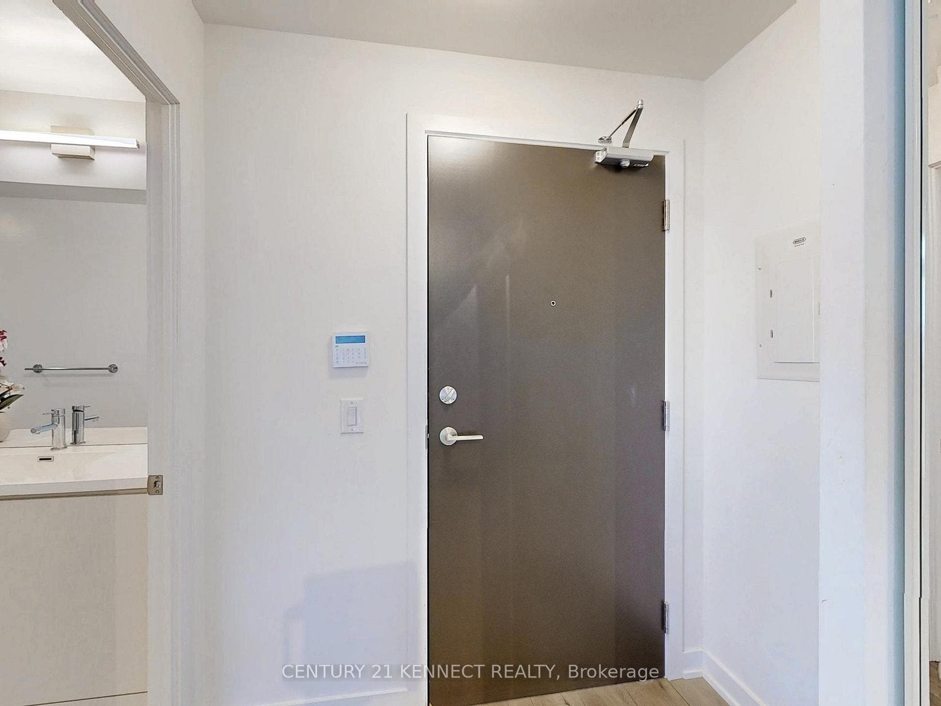 38 Honeycrisp Crescent Unit 1810 photo 34