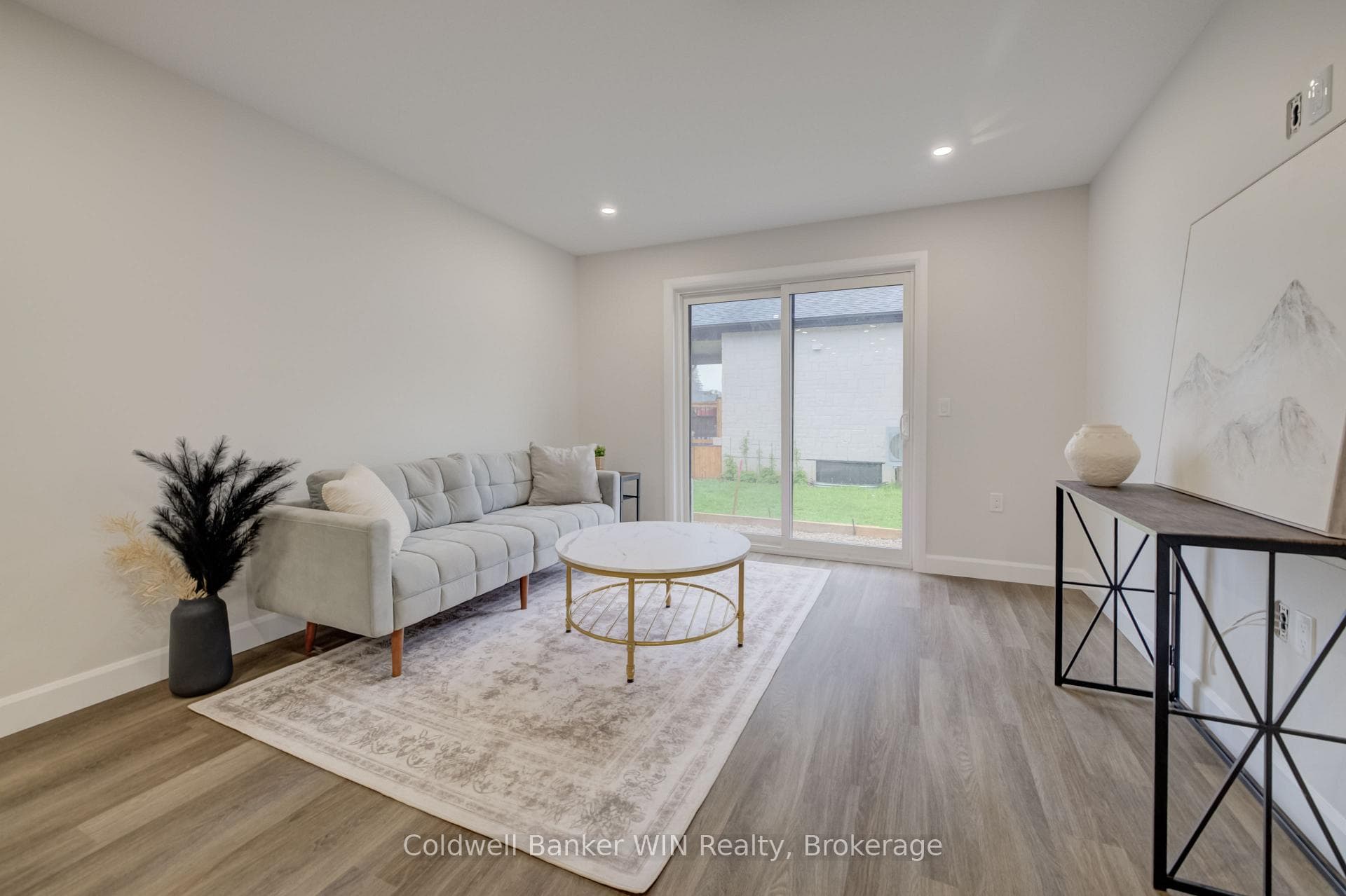 202 Elgin Street photo 10