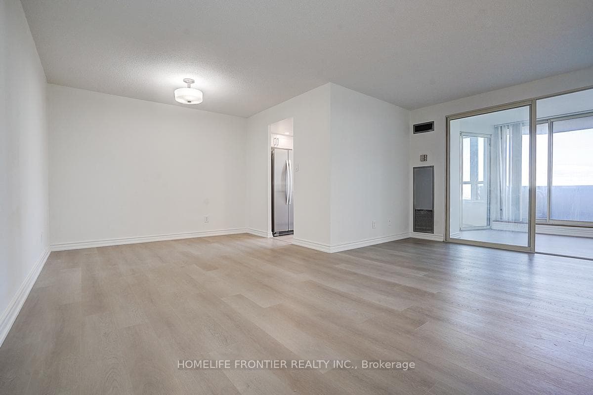 30 Thunder Grove Unit 1410 photo 17