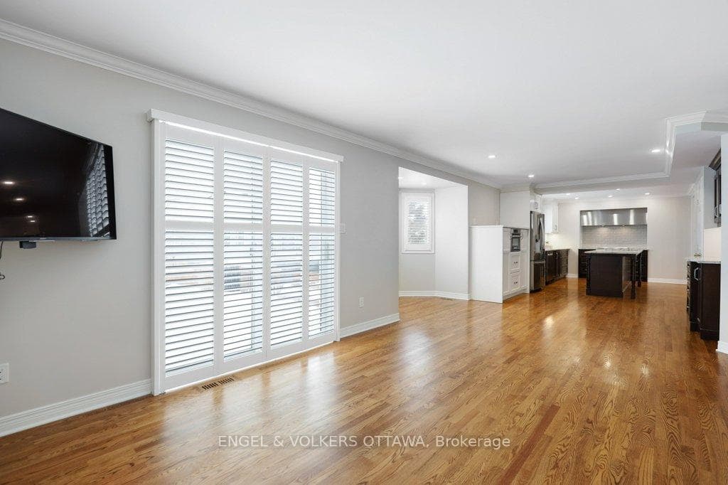 8 Mary Hill Crescent photo 20