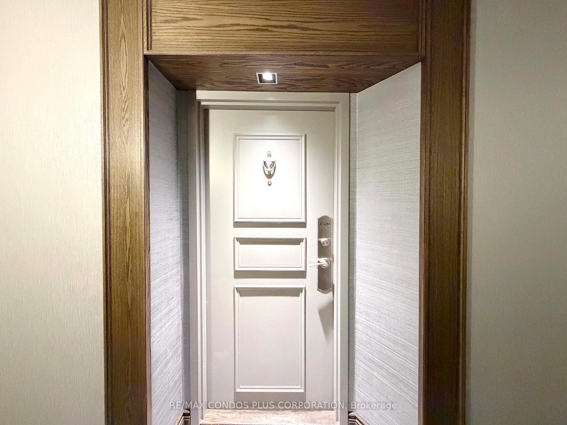 120 Promenade Circle Unit 1509 photo 34
