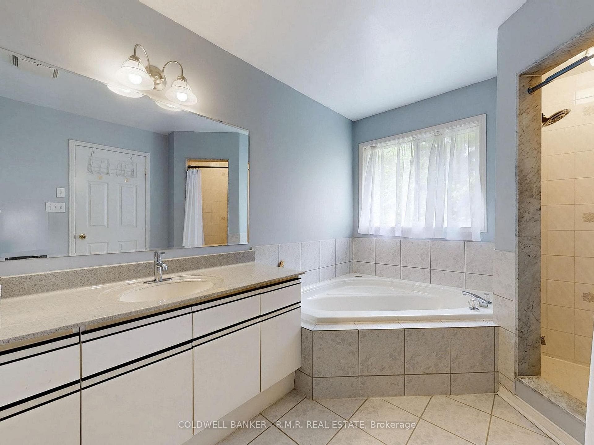 2334 Meriadoc Drive photo 22