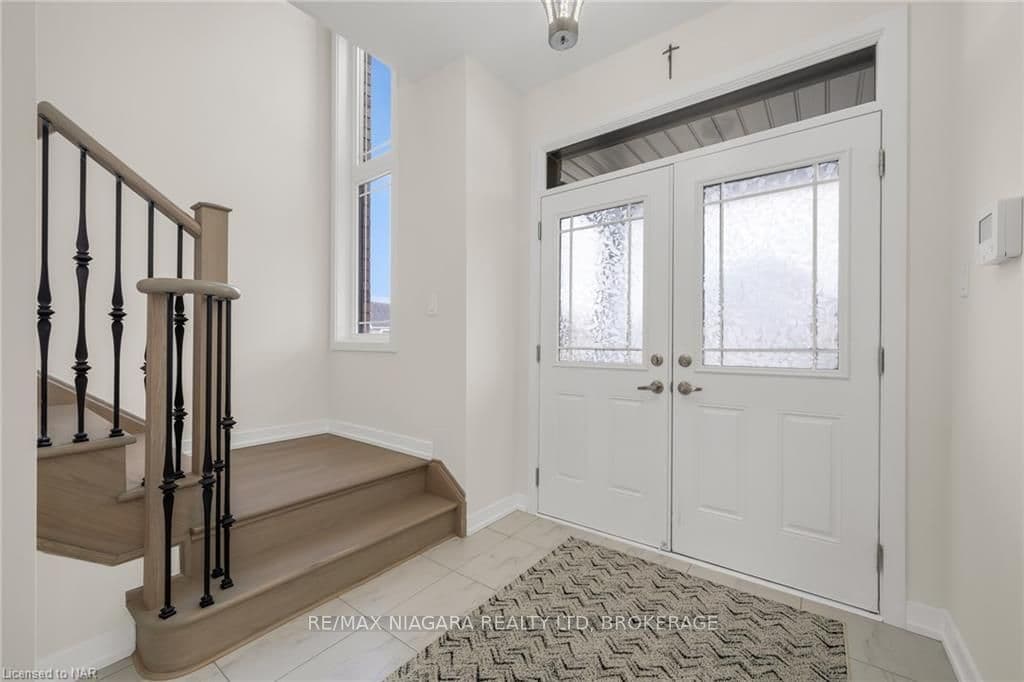 100 EXPLORER WAY Way photo 6