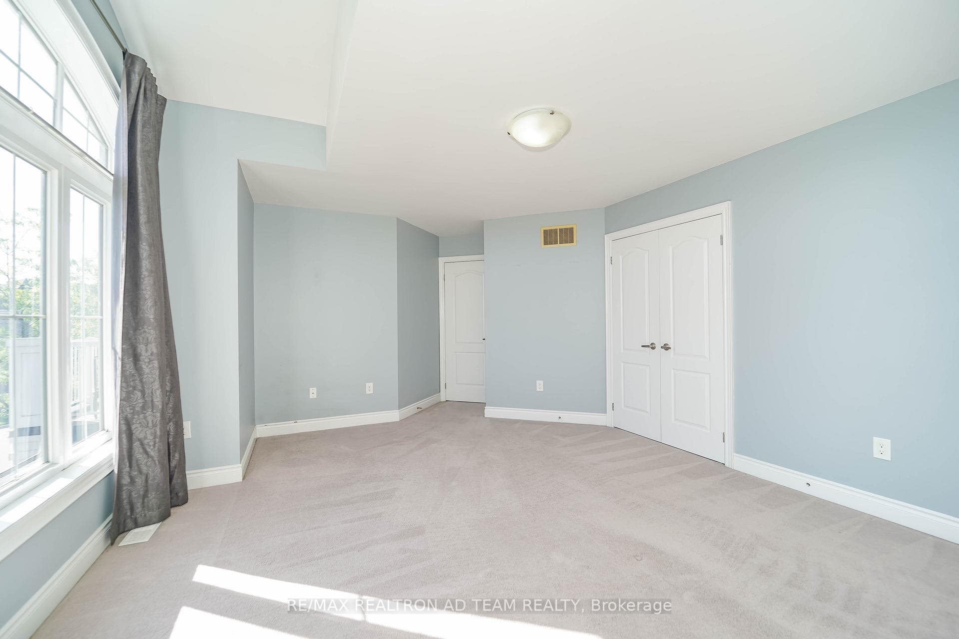 39 Beverton Crescent photo 26