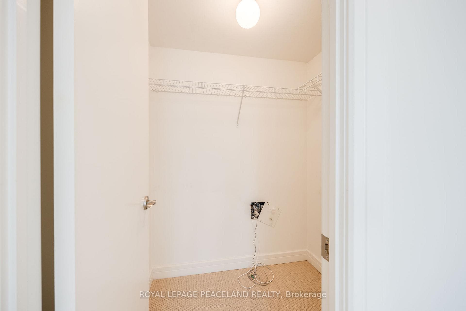 16 Harrison Garden Boulevard Unit 1010 photo 13