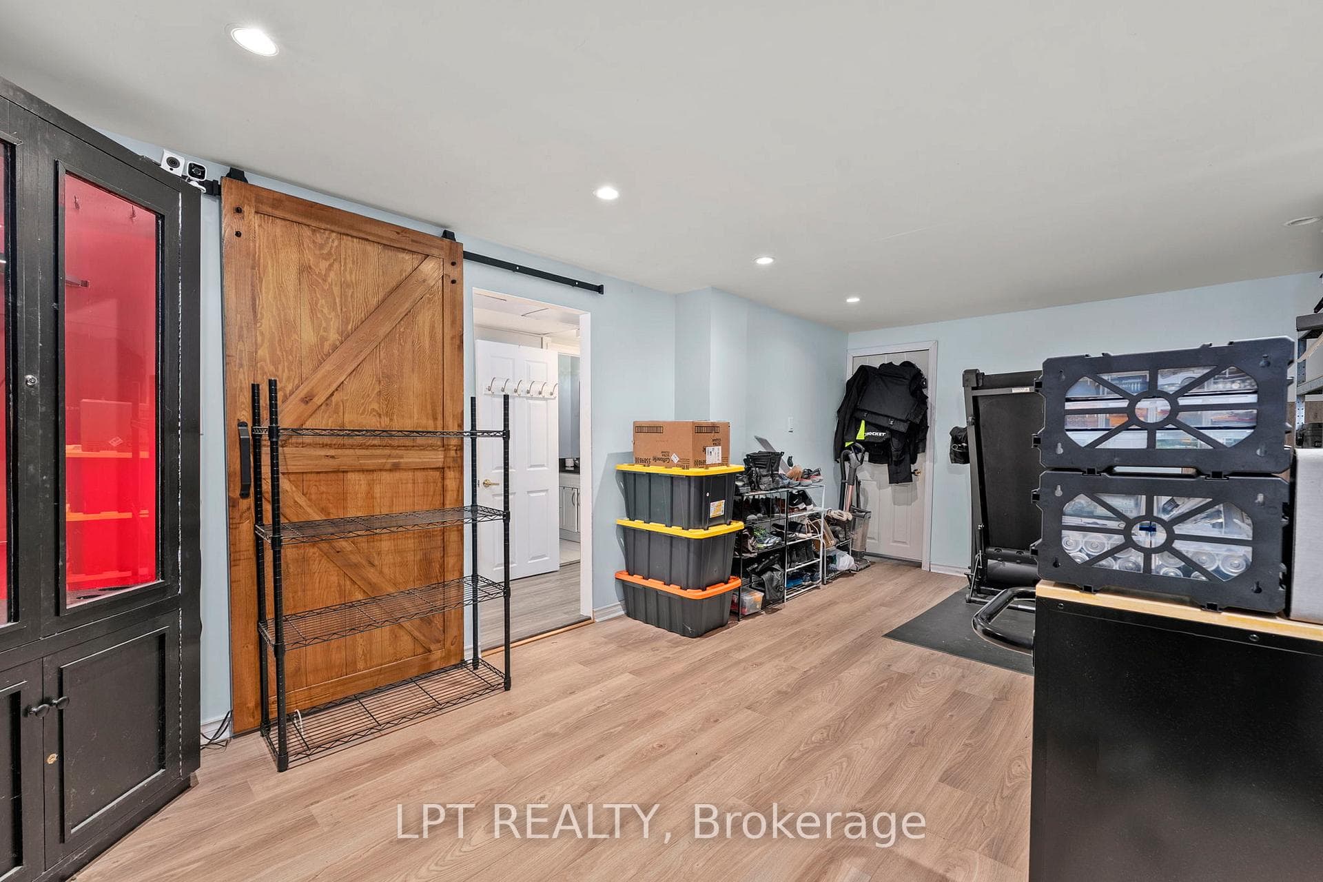 31 Patrick Drive photo 29