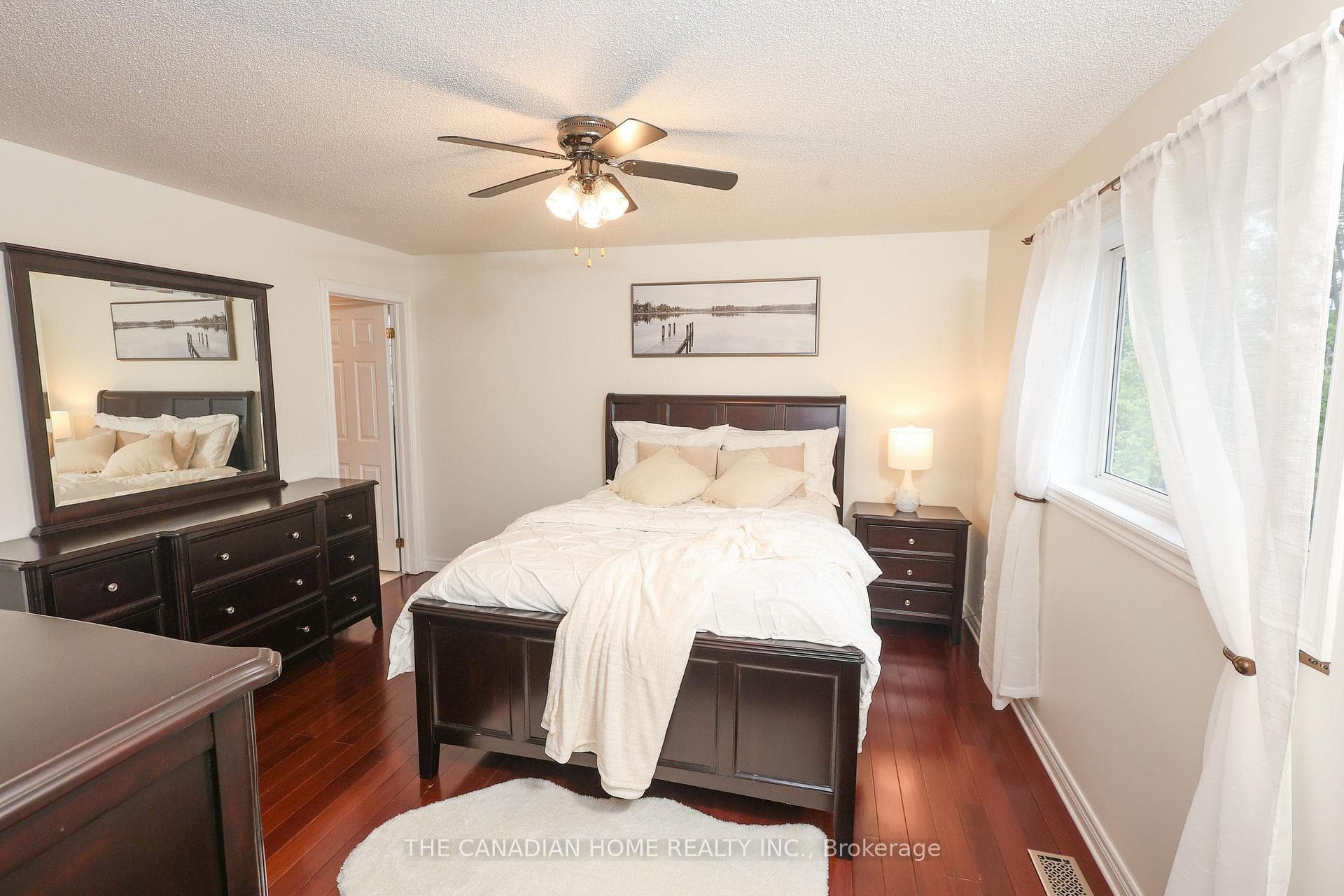5187 Garland Crescent photo 25
