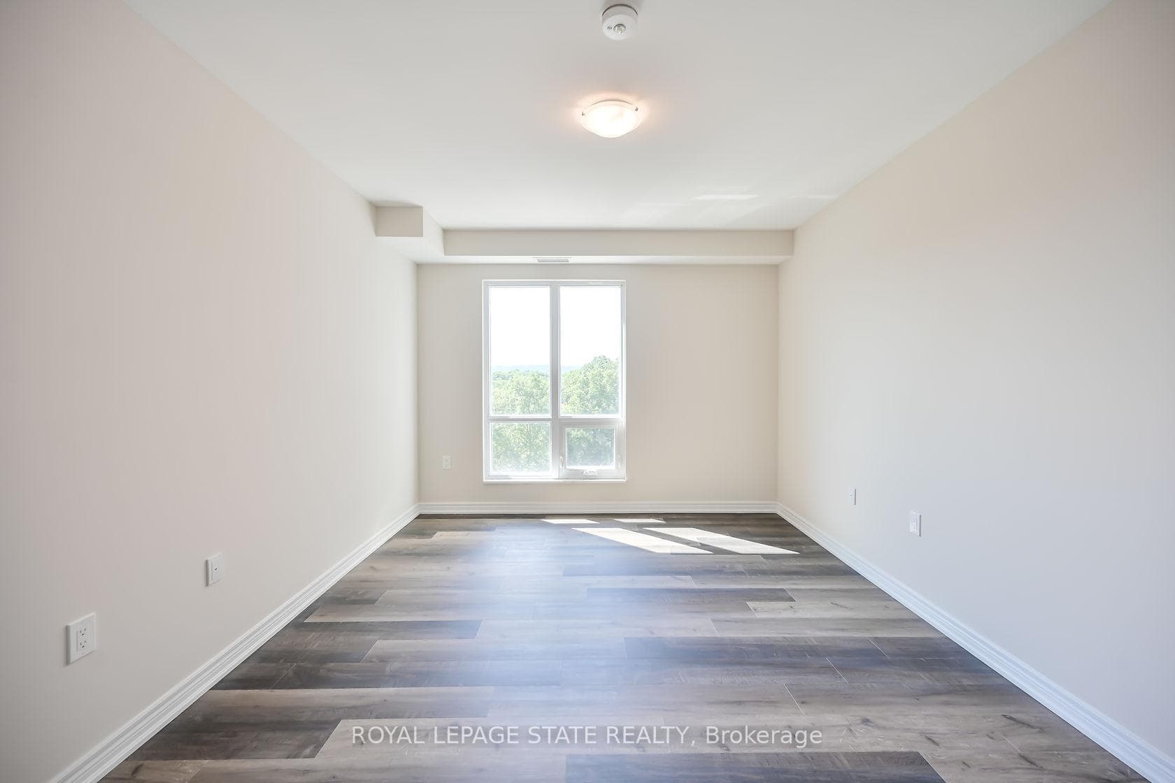 2750 King Street Unit 512 photo 32