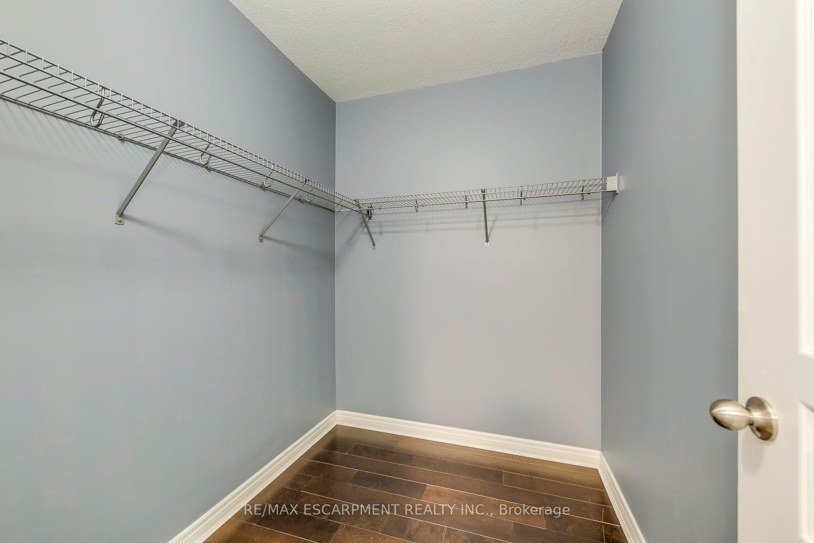 105 Highgate Drive photo 21