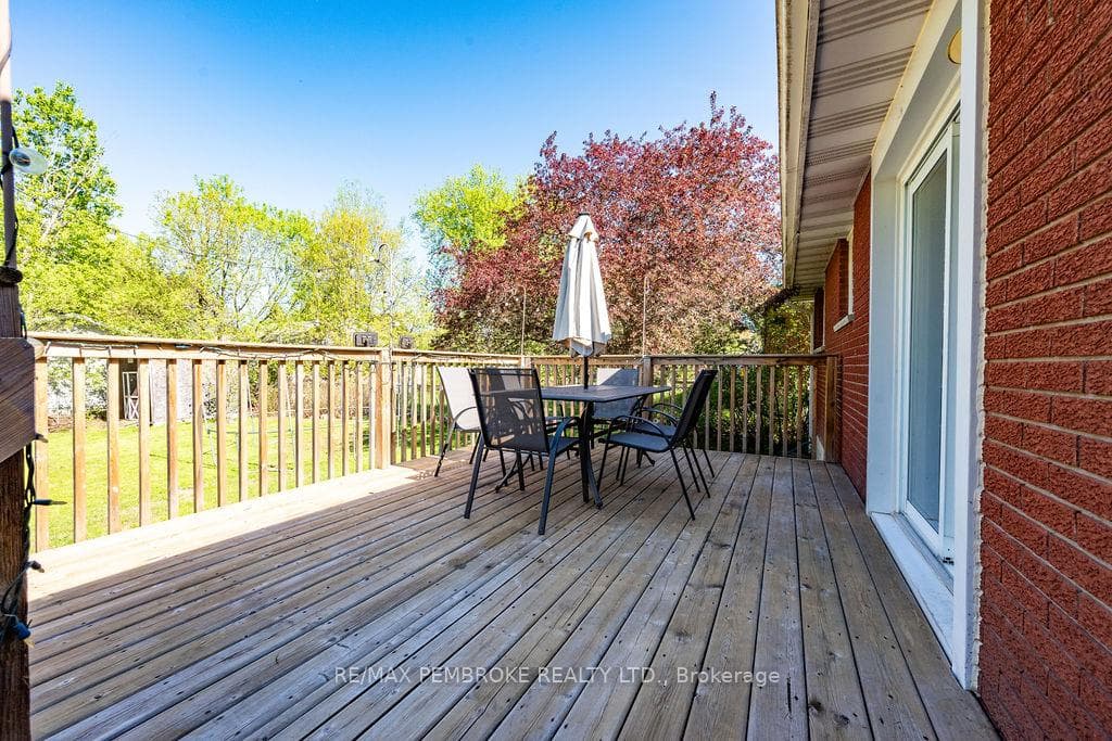 36 Selkirk Street photo 34