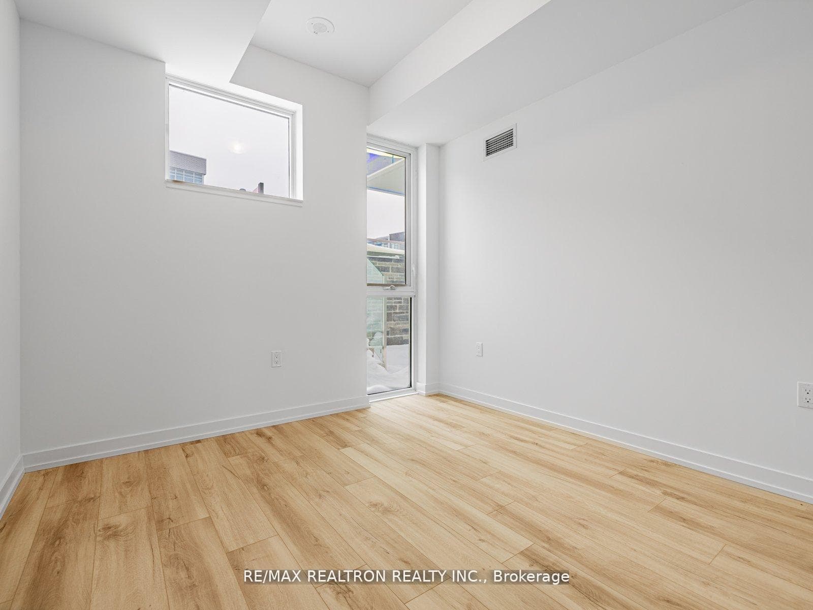 333 Sunseeker Avenue Unit 316 photo 28